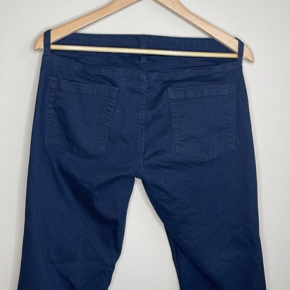 NEW york and company low rise curvy bootcut dark wash jeans - Picture 3 of 6